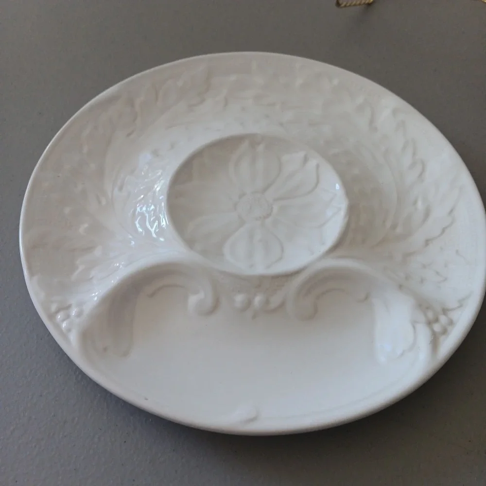 3 Artichoke Plates Portugese Pottery White 9" Serving Dish VTG Seafood Shell‎ - Picture 4 of 9